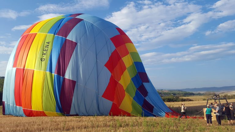 Flying in a Hot Air Balloon over Val d'Orcia with Ballooning in Tuscany